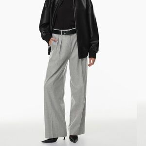 Aritzia Babton Women's Gray Trousers